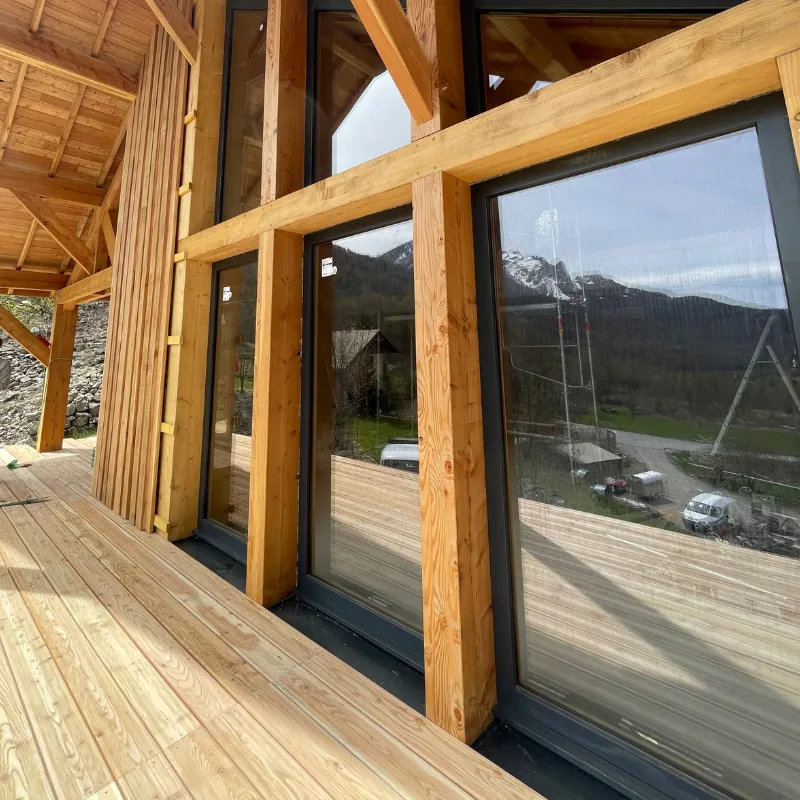 Boudot construction, réalisation de fenetre pour maison, chalet, bâtiment dans les Alpes 05